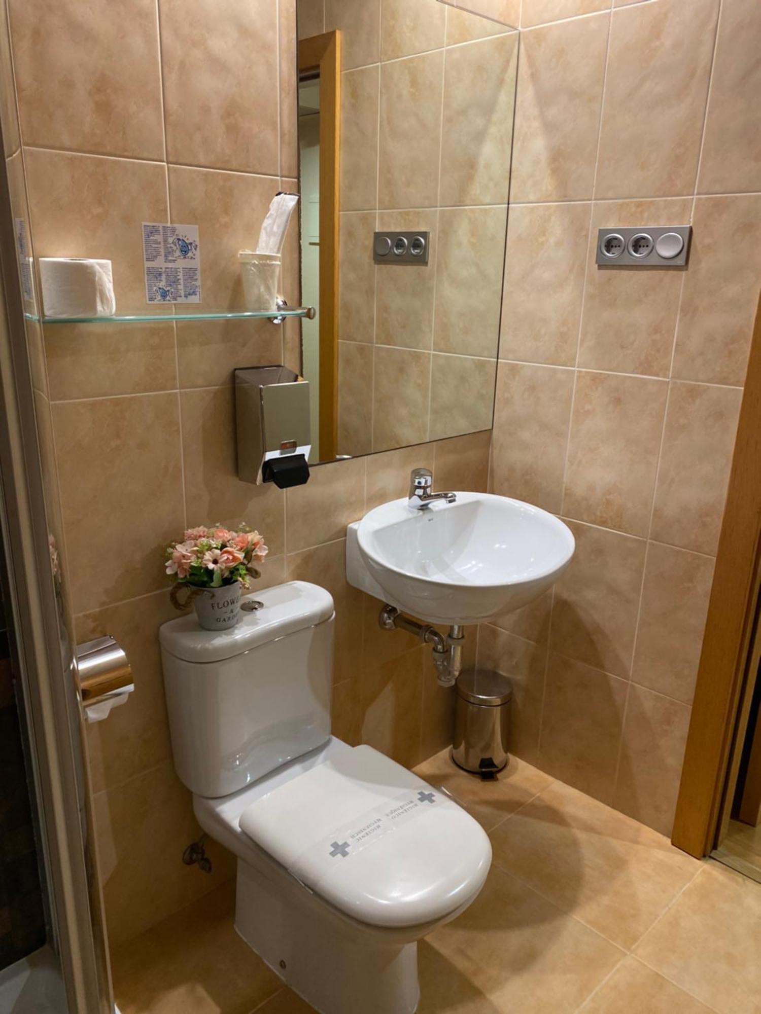 Hotel Villa De Ermua Dış mekan fotoğraf